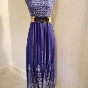 Almost Famous Blue and White Patterned Dress